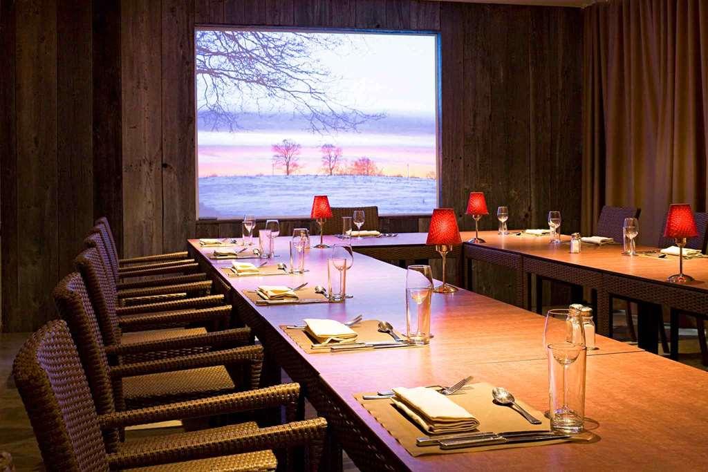 Ibis Styles Cholet Hotel Ресторант снимка