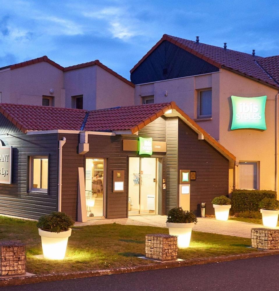 Ibis Styles Cholet Hotel Екстериор снимка