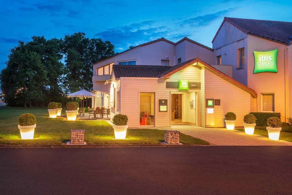 Ibis Styles Cholet Hotel Екстериор снимка