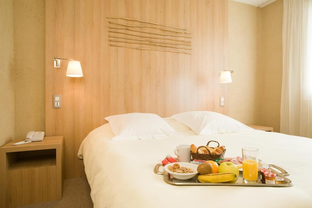 Ibis Styles Cholet Hotel Стая снимка