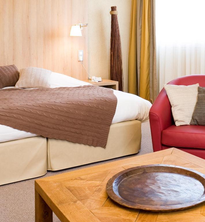 Ibis Styles Cholet Hotel Стая снимка